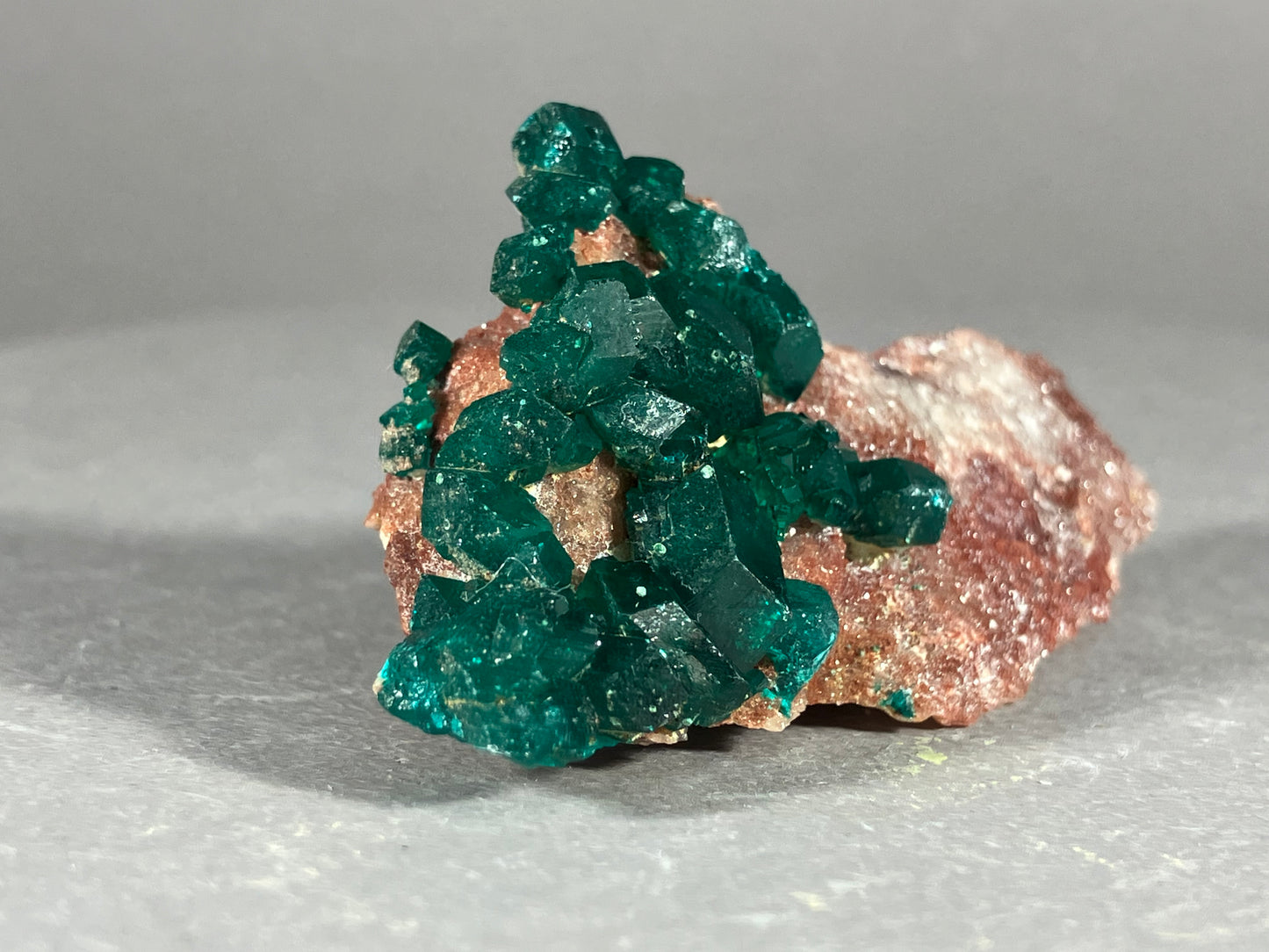 Dioptaskristalle - Kongo ca. 5x3cm