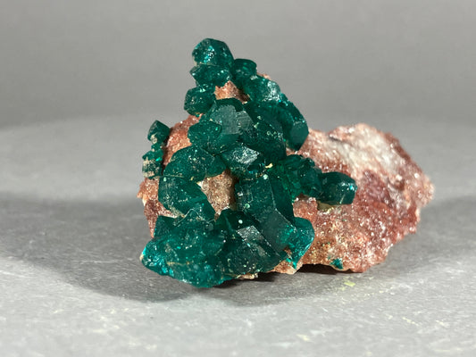 Dioptaskristalle - Kongo ca. 5x3cm