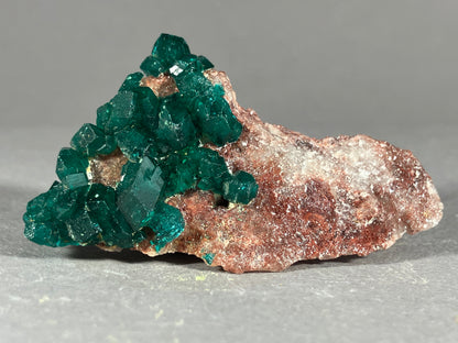 Dioptaskristalle - Kongo ca. 5x3cm