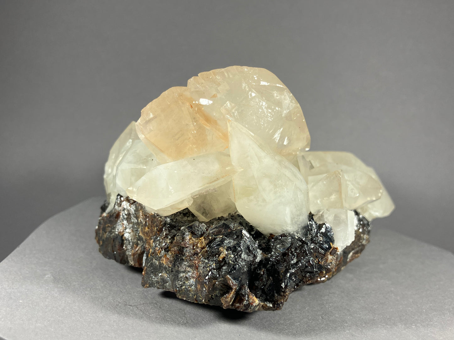 Calcit/Sphalerit - Elmwood Mine ca. 14x10cm