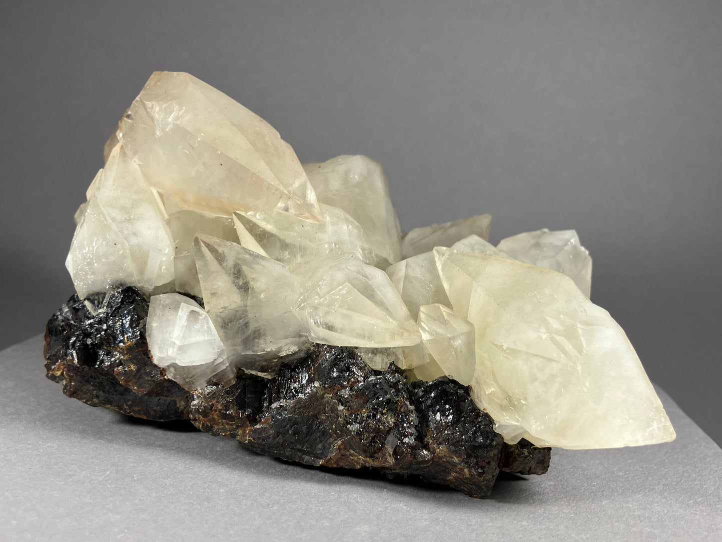 Calcit/Sphalerit - Elmwood Mine ca. 14x10cm