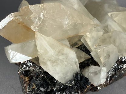 Calcit/Sphalerit - Elmwood Mine ca. 14x10cm