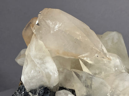 Calcit/Sphalerit - Elmwood Mine ca. 14x10cm