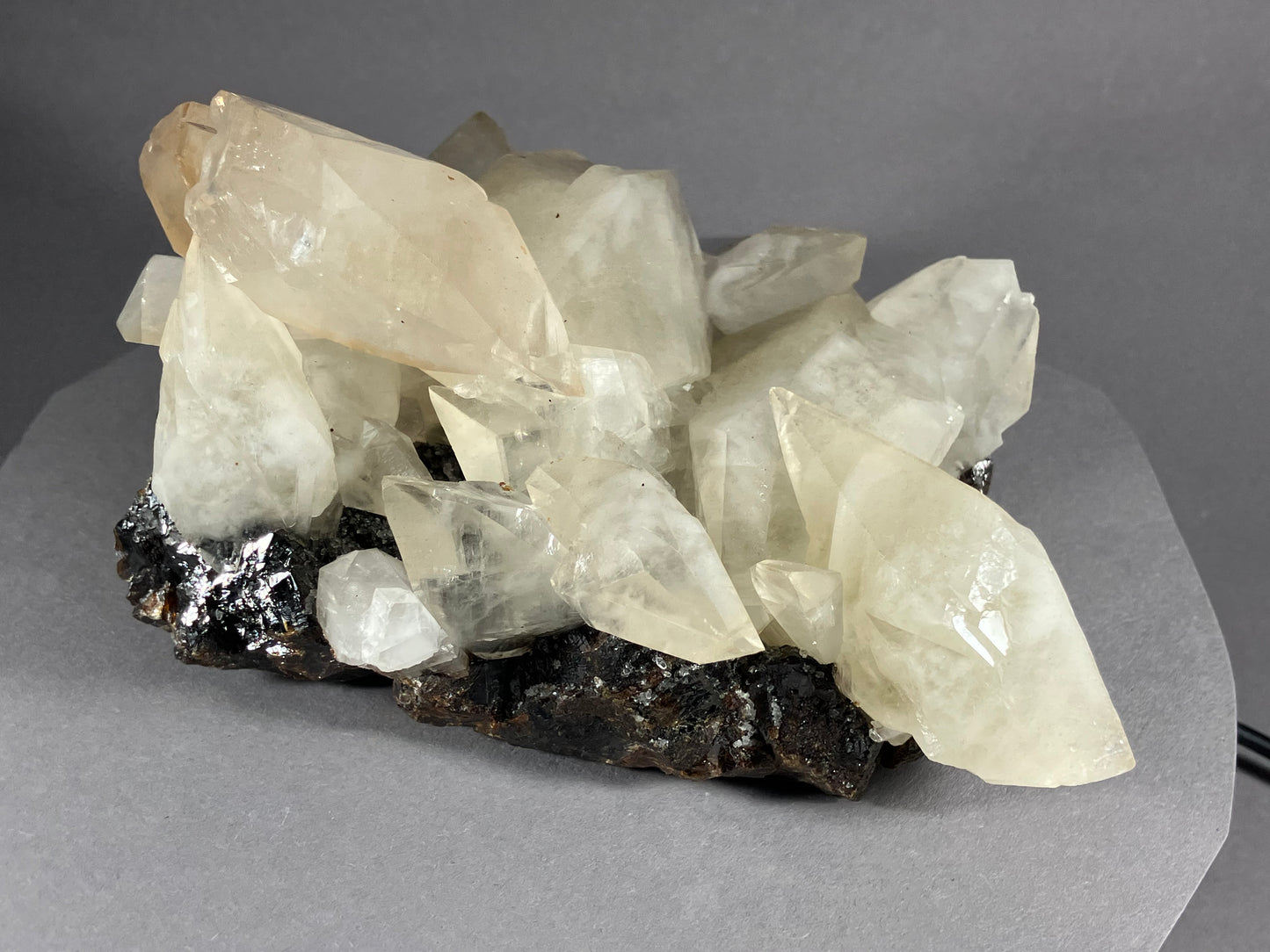 Calcit/Sphalerit - Elmwood Mine ca. 14x10cm