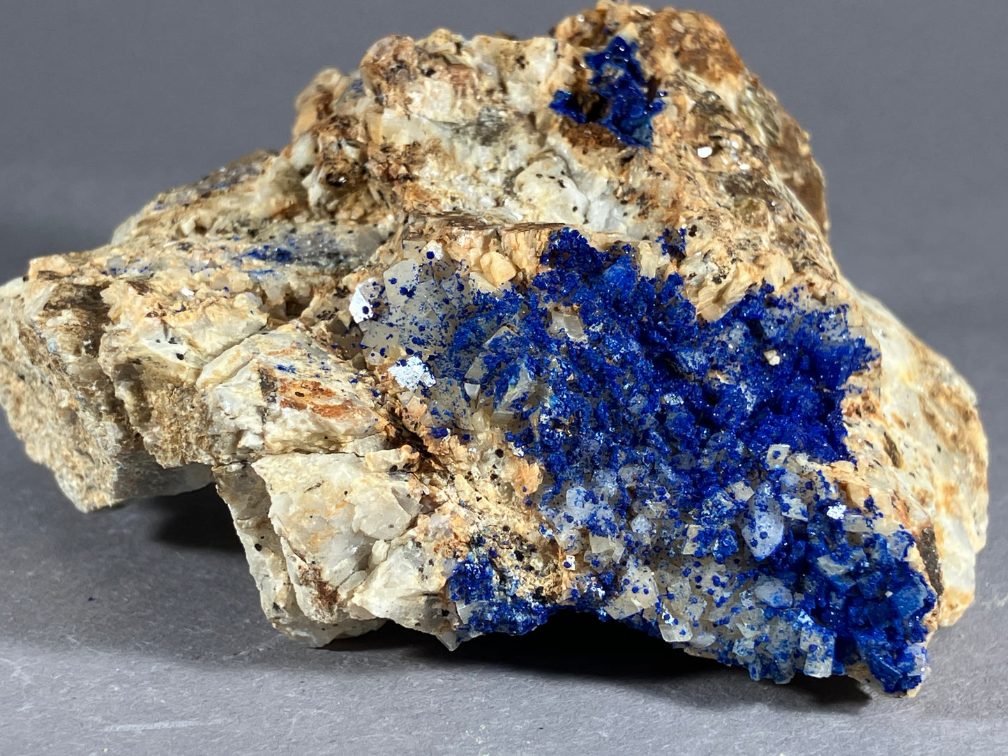 Azurit/Dolomit - St. Gertraudi ca. 7x5cm