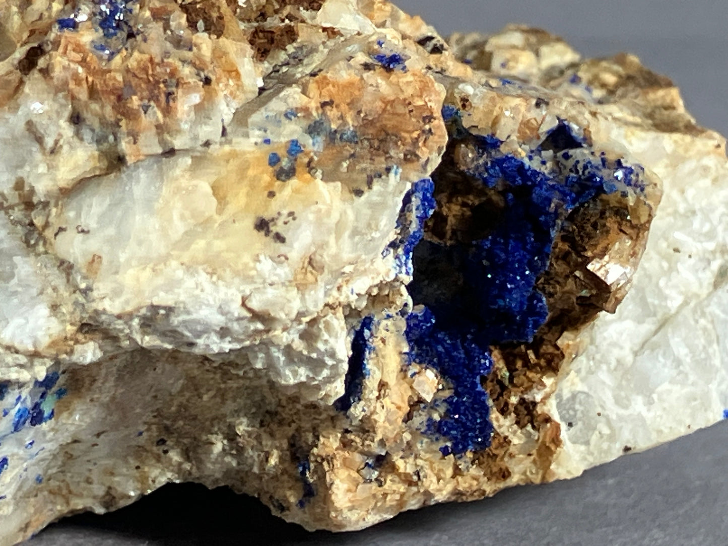 Azurit/Dolomit - St. Gertraudi ca. 7x5cm