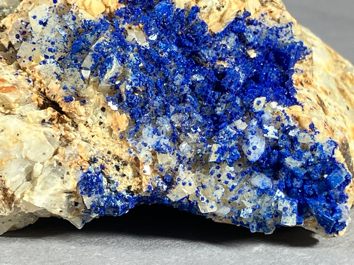 Azurit/Dolomit - St. Gertraudi ca. 7x5cm