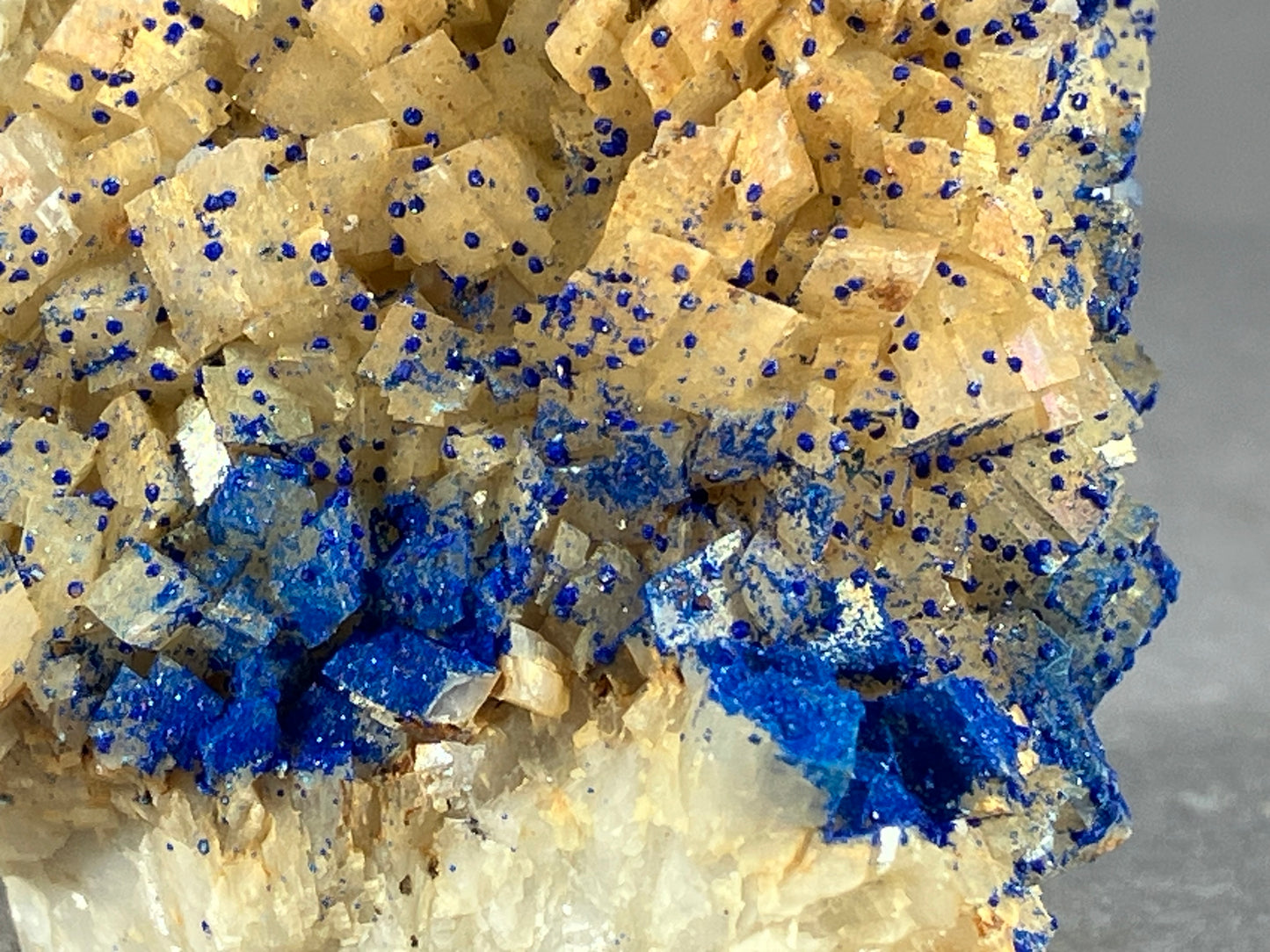 Azurit/Dolomit - St. Gertraudi ca. 3,5x3,5cm