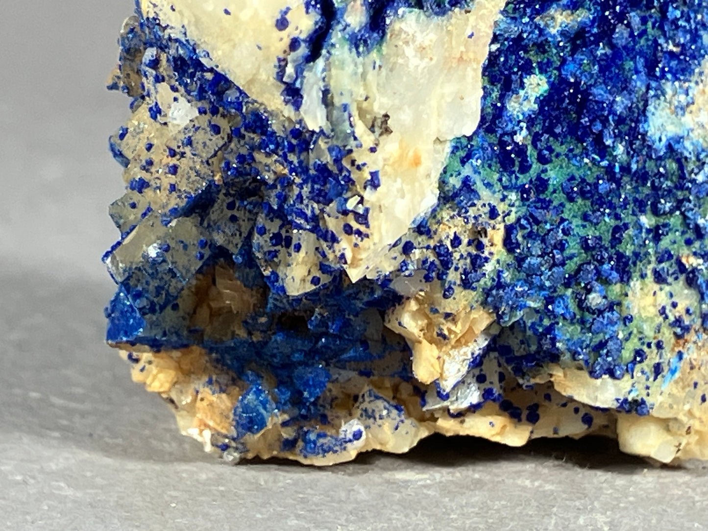 Azurit/Dolomit - St. Gertraudi ca. 3,5x3,5cm