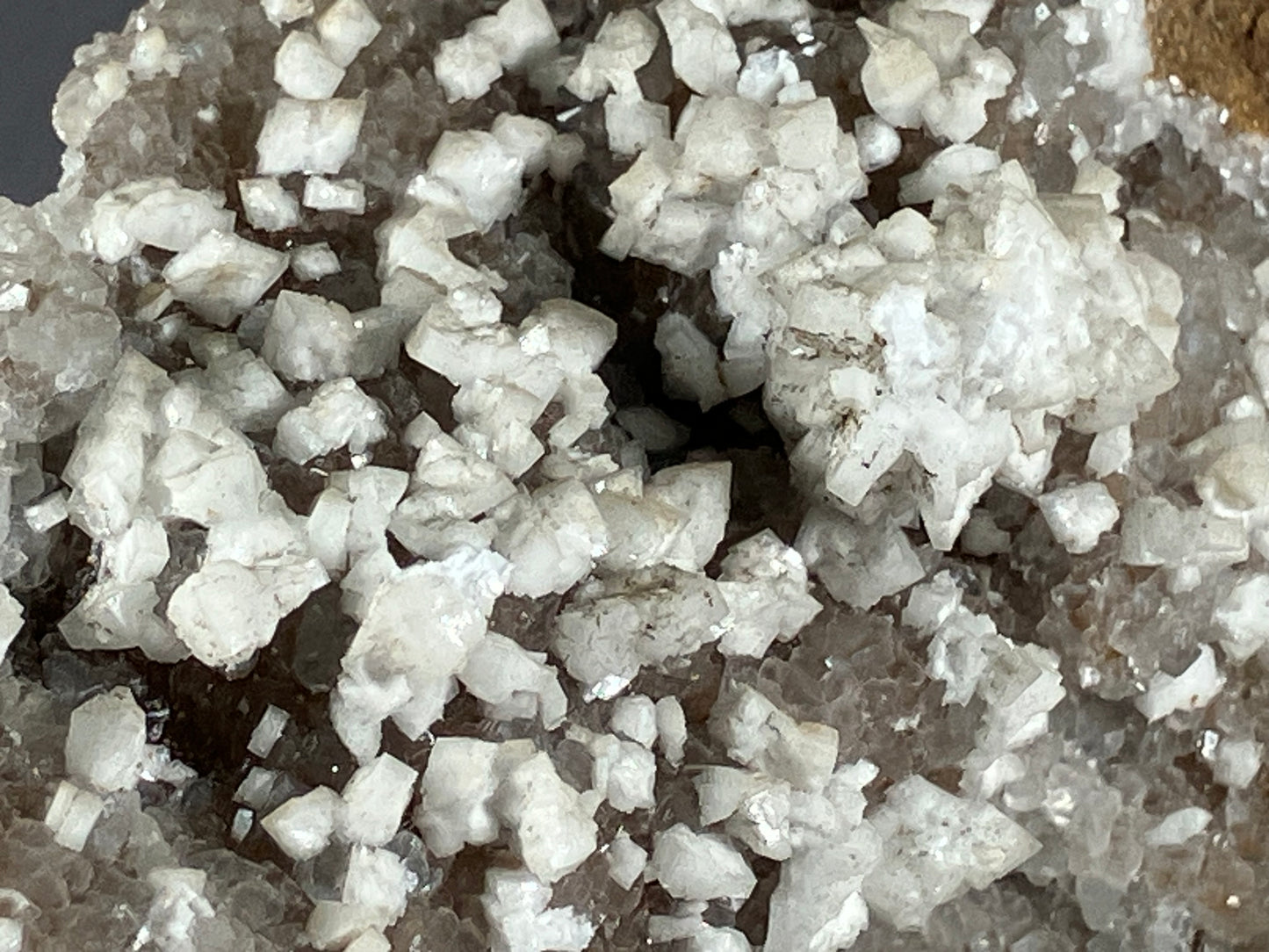 Baryt/Dolomit - Fieberbrunn ca. 13x10cm