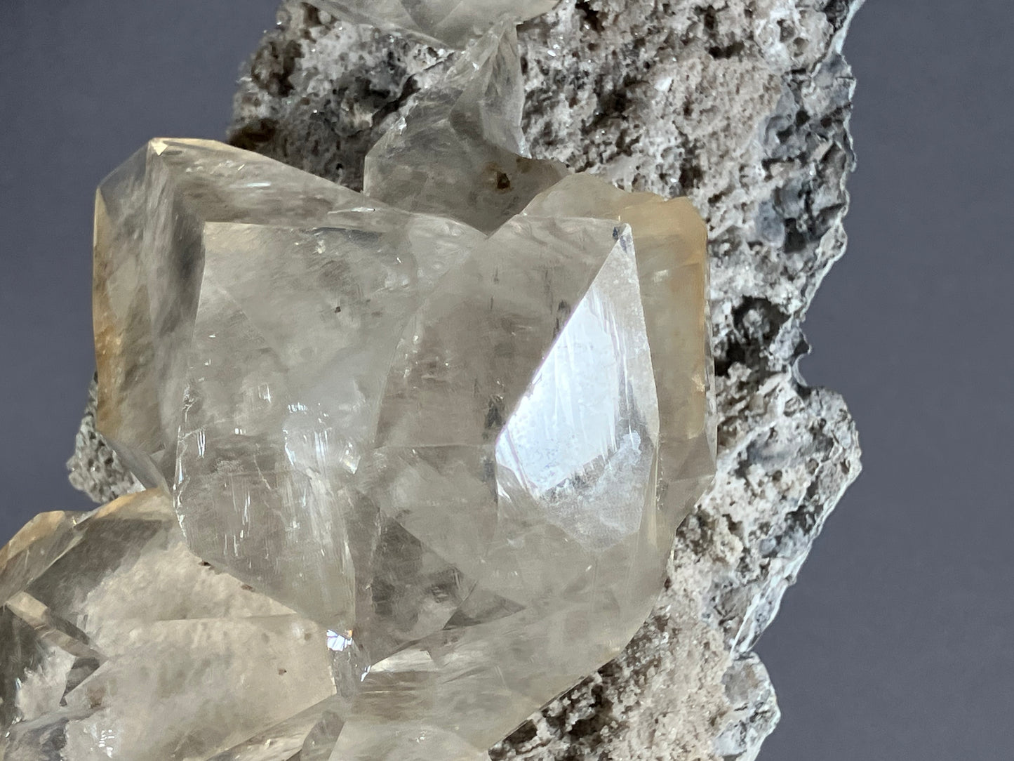 Calzit - Elmwood Mine ca. 18x8cm