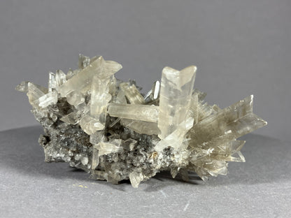 Gips - Hall in Tirol ca. 8x5cm