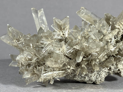 Gips - Hall in Tirol ca. 8x5cm