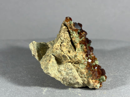 Grossular - Nuristan/Afghanistan ca. 6,5x4,5cm