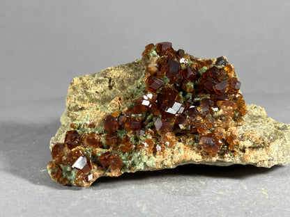 Grossular - Nuristan/Afghanistan ca. 6,5x4,5cm