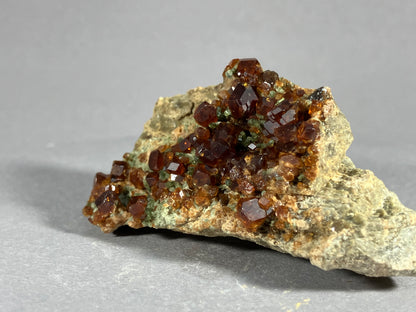 Grossular - Nuristan/Afghanistan ca. 6,5x4,5cm