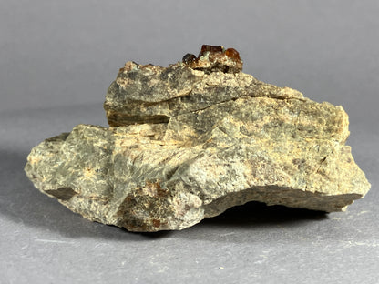 Grossular - Nuristan/Afghanistan ca. 6,5x4,5cm