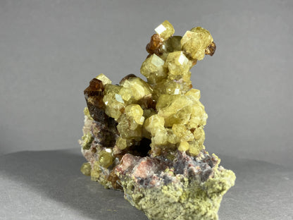 Andradit (var. Topazolit) - Veracruz/Mexiko ca. 8x6,5cm