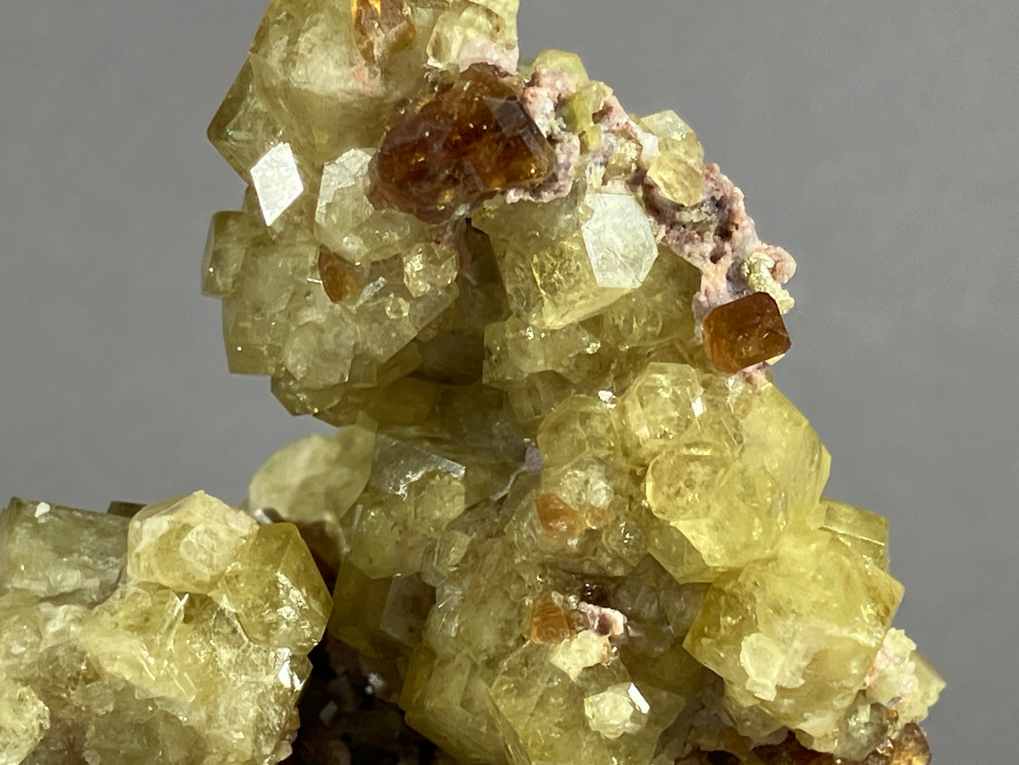 Andradit (var. Topazolit) - Veracruz/Mexiko ca. 8x6,5cm