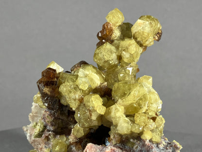 Andradit (var. Topazolit) - Veracruz/Mexiko ca. 8x6,5cm