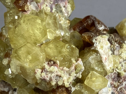 Andradit (var. Topazolit) - Veracruz/Mexiko ca. 8x6,5cm