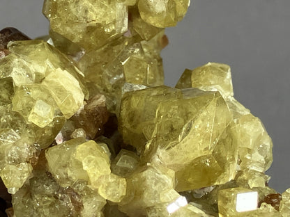 Andradit (var. Topazolit) - Veracruz/Mexiko ca. 8x6,5cm