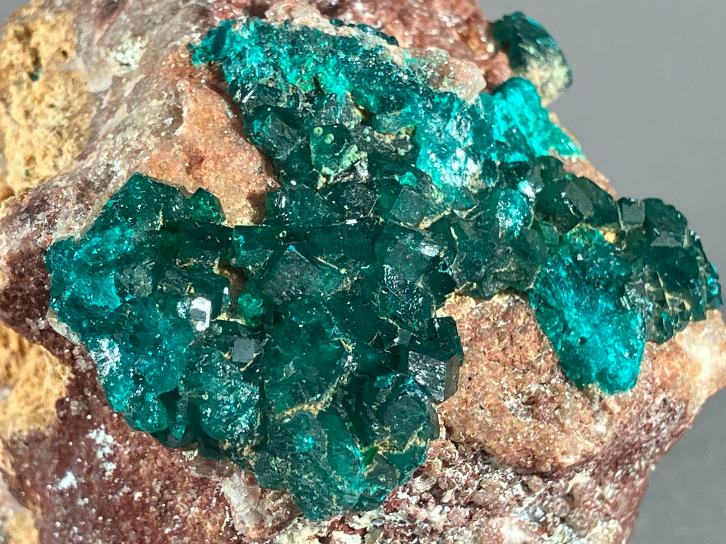 Dioptaskristalle - Kongo ca. 6,5x6cm
