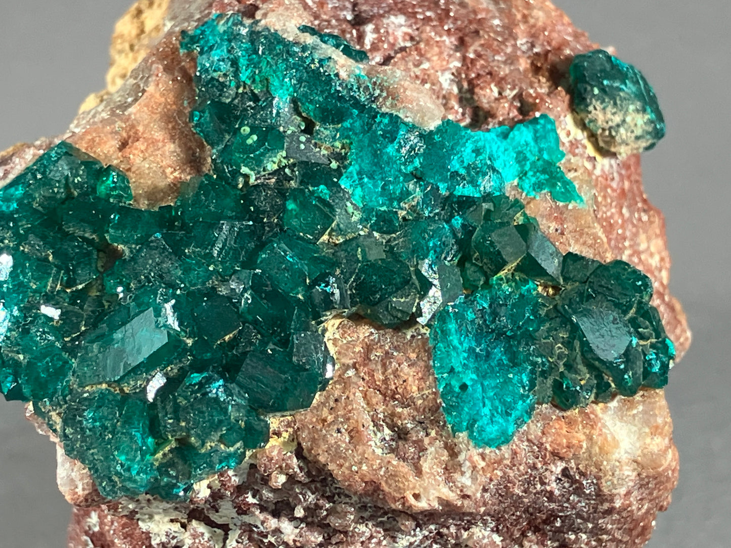 Dioptaskristalle - Kongo ca. 6,5x6cm
