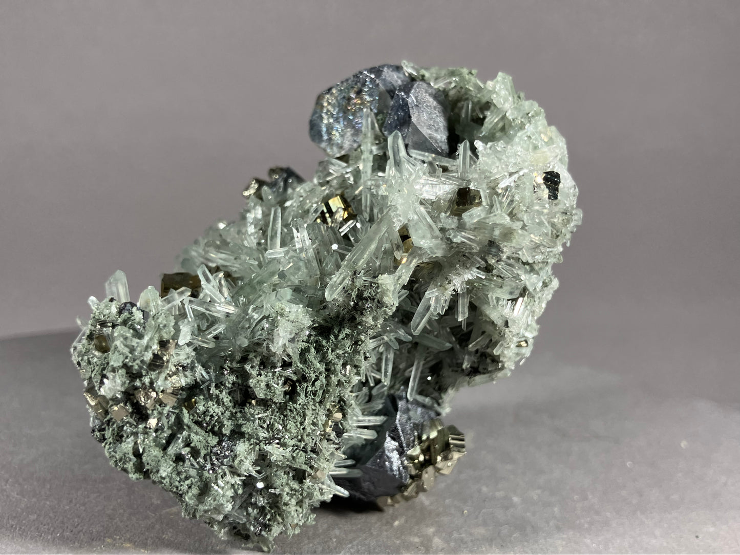 Pyrit/Nadelquarz/Bleiglanz - Madan ca. 6,5x6cm