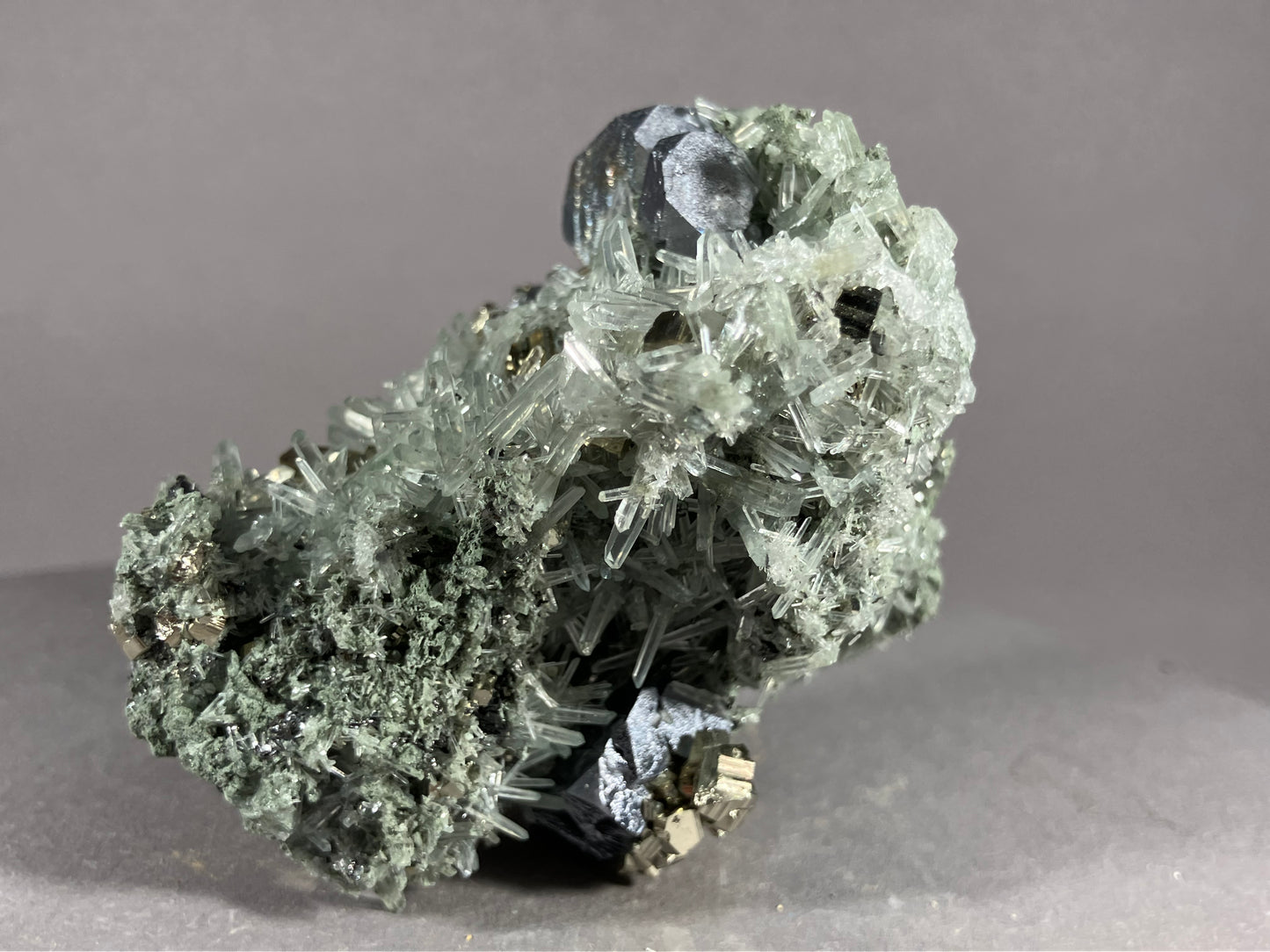 Pyrit/Nadelquarz/Bleiglanz - Madan ca. 6,5x6cm