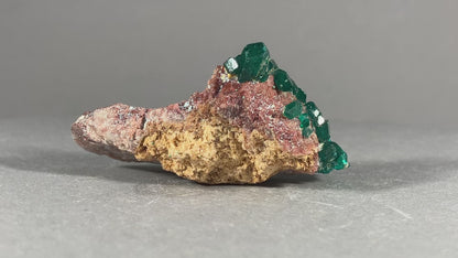 Dioptaskristalle - Kongo ca. 5x3cm