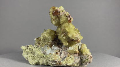 Andradit (var. Topazolit) - Veracruz/Mexiko ca. 8x6,5cm