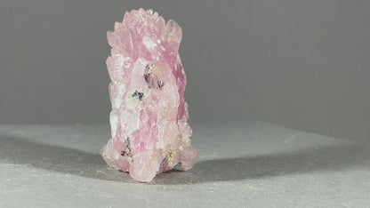 Rosenquarz - Minas Gerais/Brasilien ca. 4,5x2,5cm