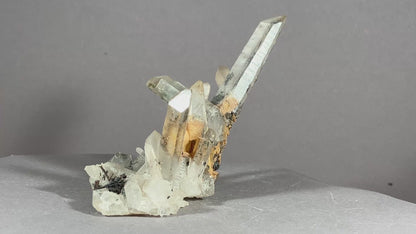 Hämatit/Bergkristall - Jinlong/China ca. 8x5,5cm