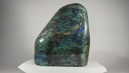 Labradorit - Maniry/Madagaskar ca. 12,5x11cm