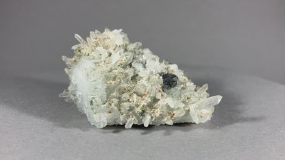 Bergkristall/Nadelquarz - Madan ca. 6x4,2cm