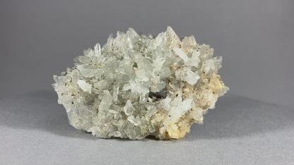 Bergkristall/Nadelquarz - Madan ca. 7x4,5cm