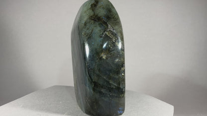 Labradorit - Maniry/Madagaskar ca. 11x9,5cm