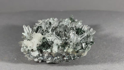 Bergkristall/Nadelquarz - Madan ca. 6x4cm