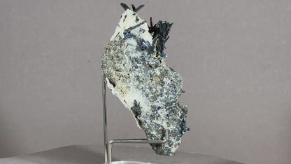 Antimonit - Grossetto/Italien ca. 8x4,5cm