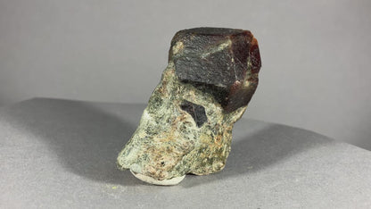 Granat - Ötztal ca. 6x3,5cm