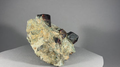 Granat - Ötztal ca. 10x9cm