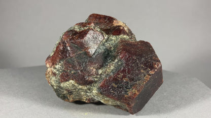 Granat - Ötztal ca. 7x6cm